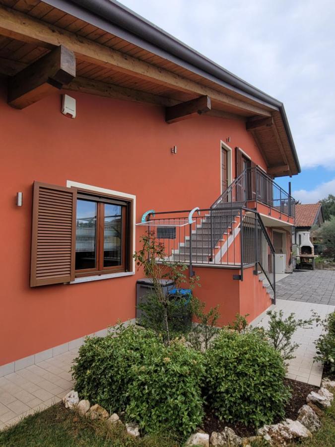 Appartement Casa Nicca à Oleggio Extérieur photo